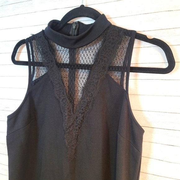 EXPRESS LACE MOCK NECK SHIFT DRESS-SUPER FLATTERING & CLASSIC! SZ SMALL - Picture 3 of 9